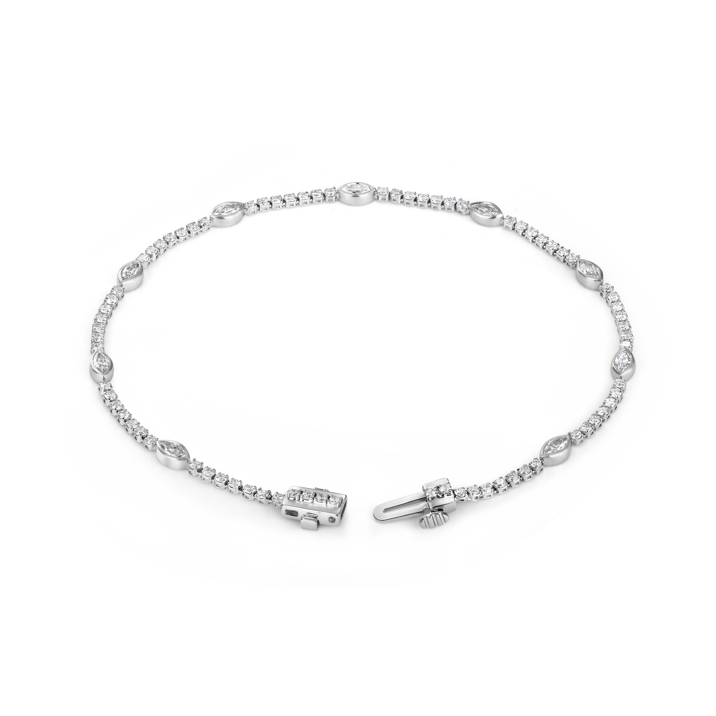 Elegant Chain Bracelet