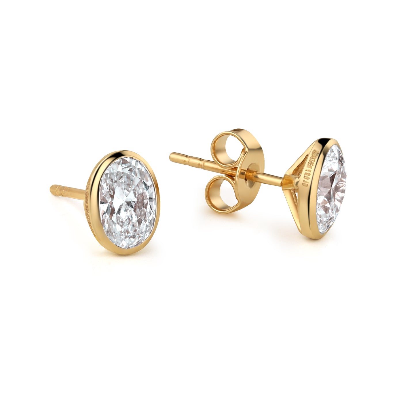 90 Pointer Oval Bezel Solitaire Studs
