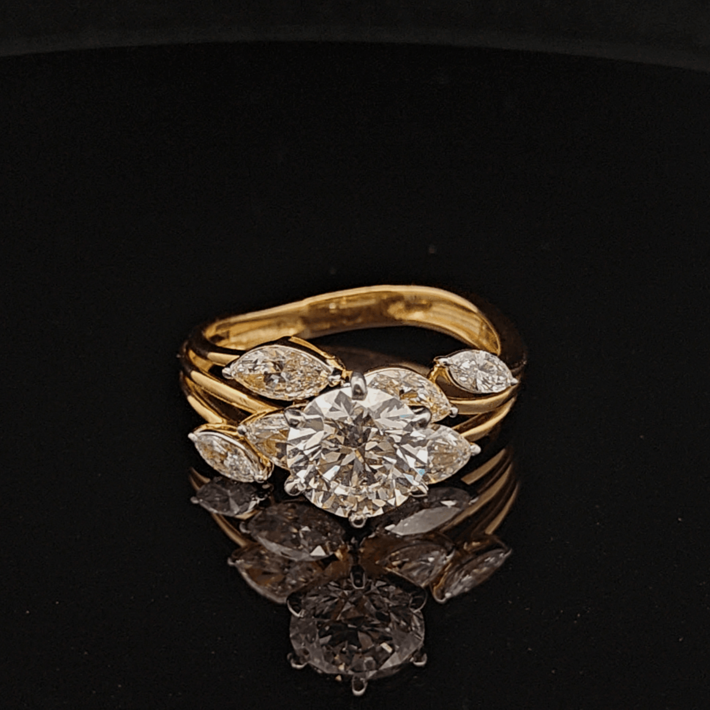 Round Solitaire Diamond Leaf Accent Ring