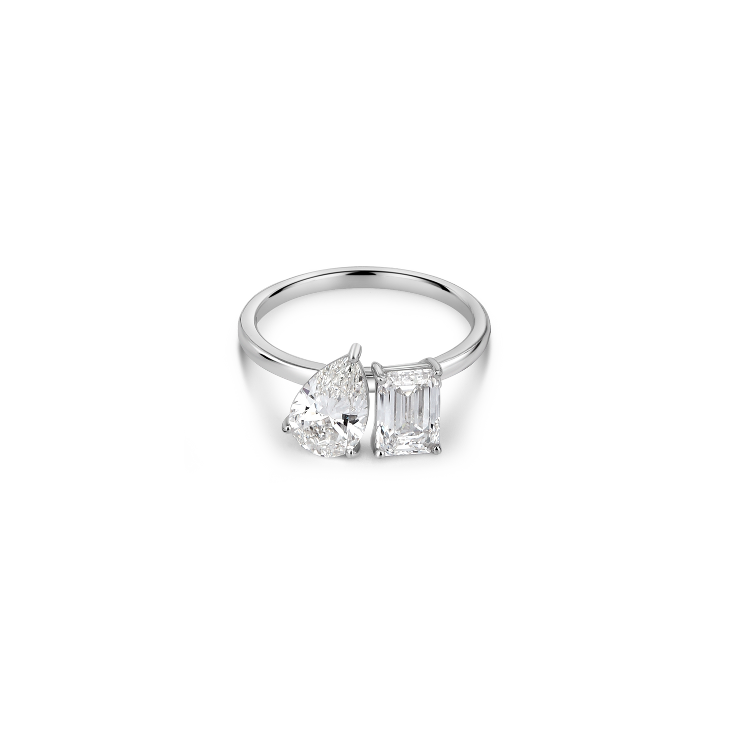 Toi-Et-Moi Lab Diamond ring