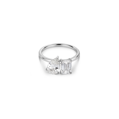 Toi-Et-Moi Lab Diamond ring