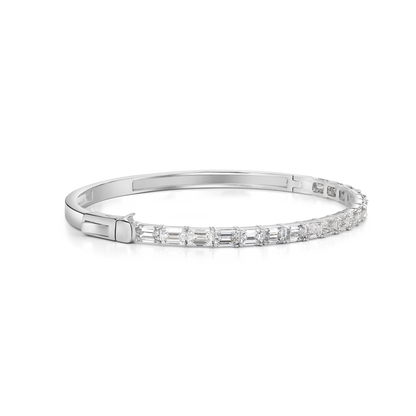 23 pointer emerald lab diamond bracelet