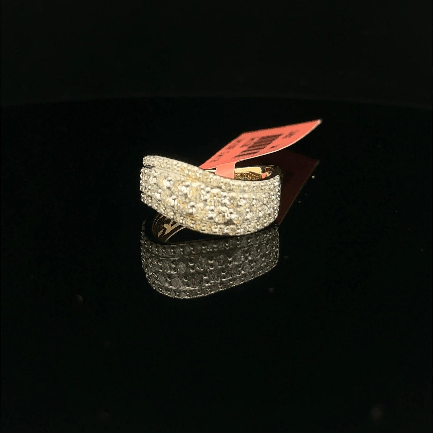 Women’s Pavé Diamond Band