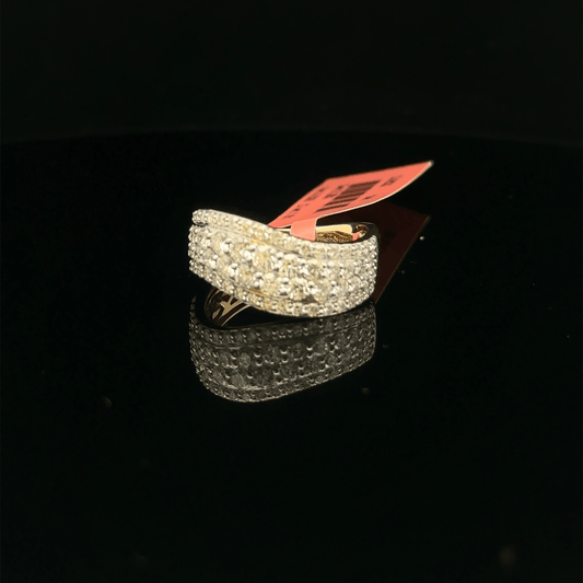 Women’s Pavé Diamond Band