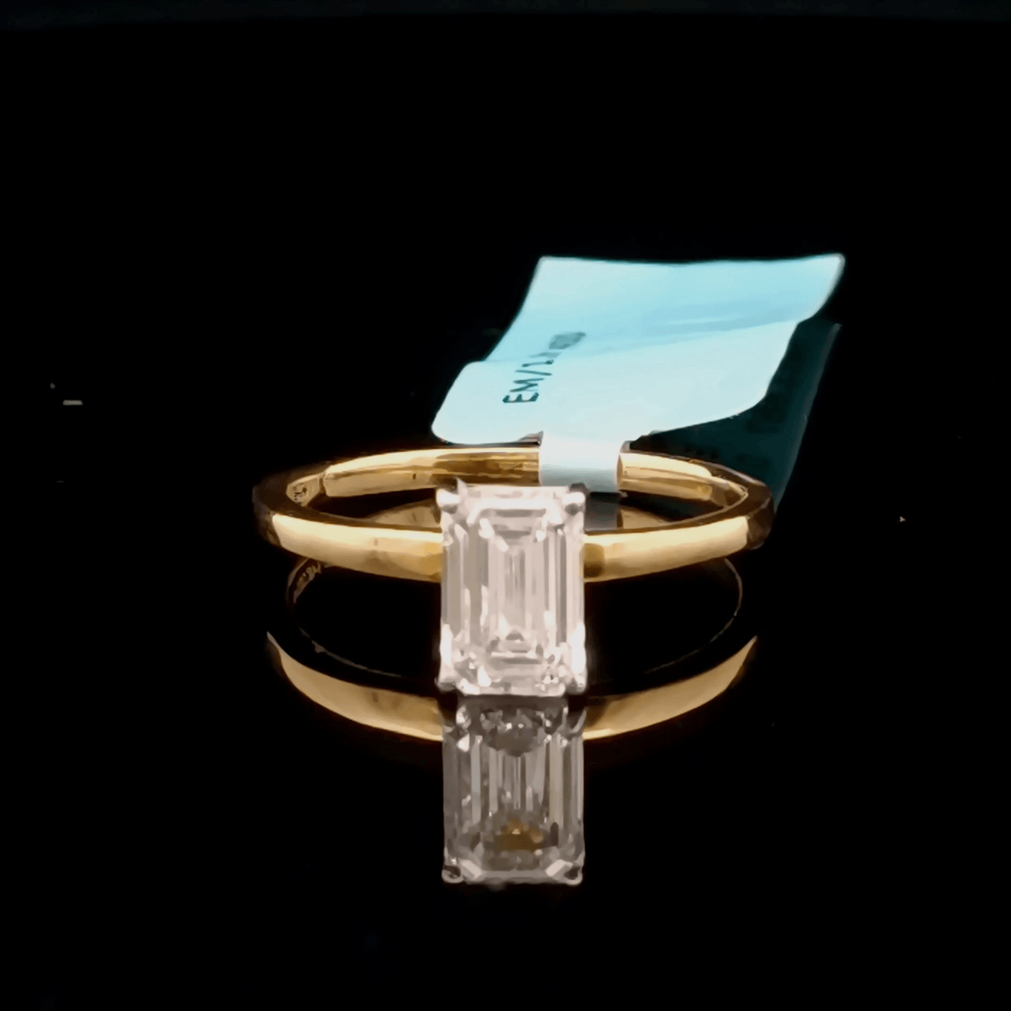 1ct Classic Emerald Solitaire Diamond Ring