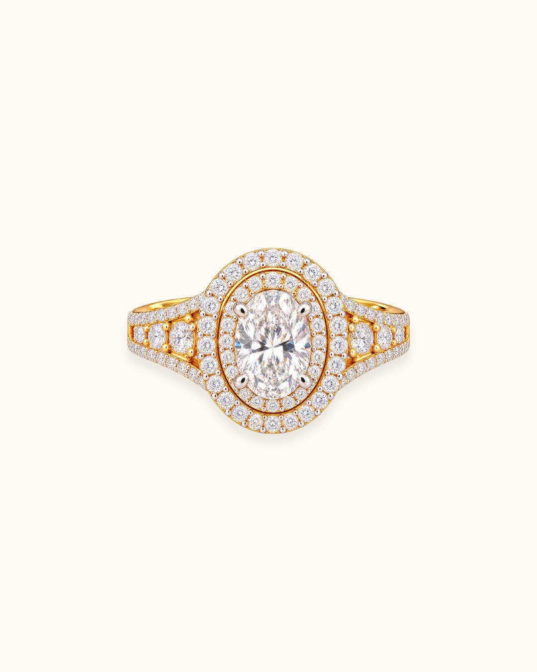 0.6pt Oval Halo Diamond Engagement Ring
