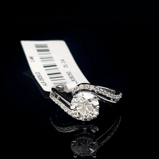 Round Solitaire Diamond Curved Twist Band Ring