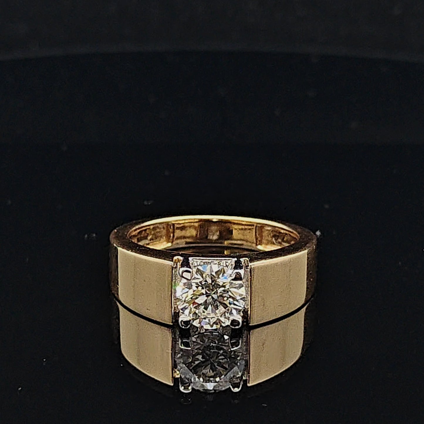 1.5ct Round Lab Diamond Solitaire Gents Ring