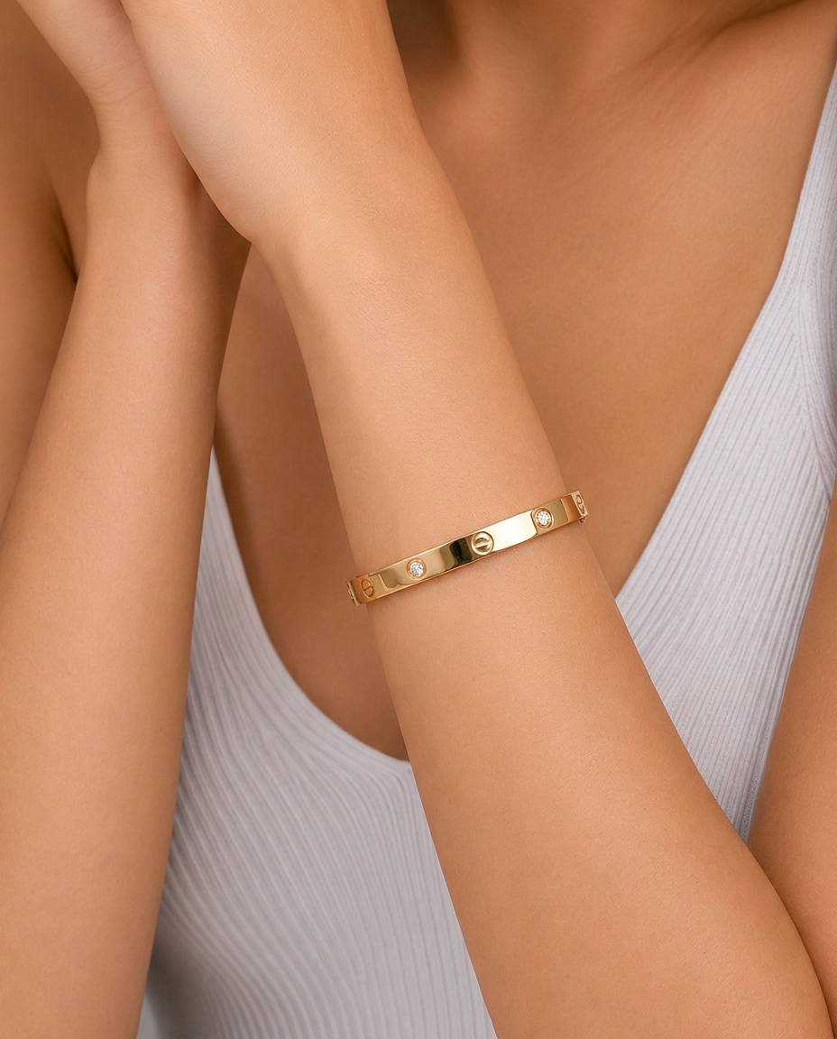 Classic Love Diamond Bangle