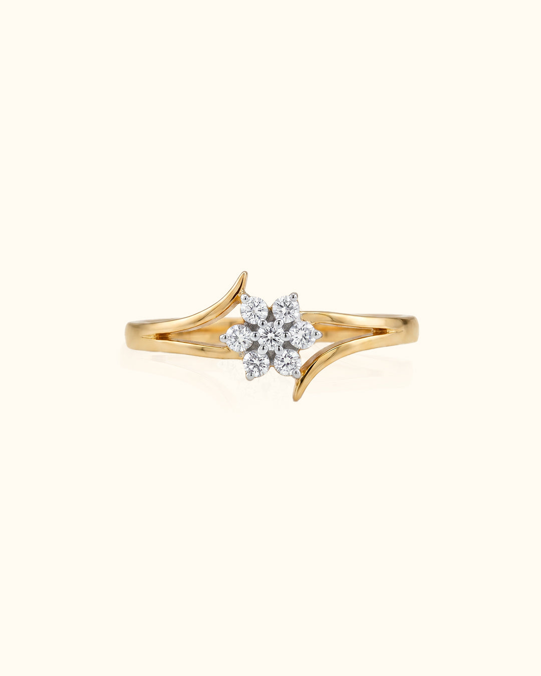 Floral Diamond Cluster Ring in Yellow Gold