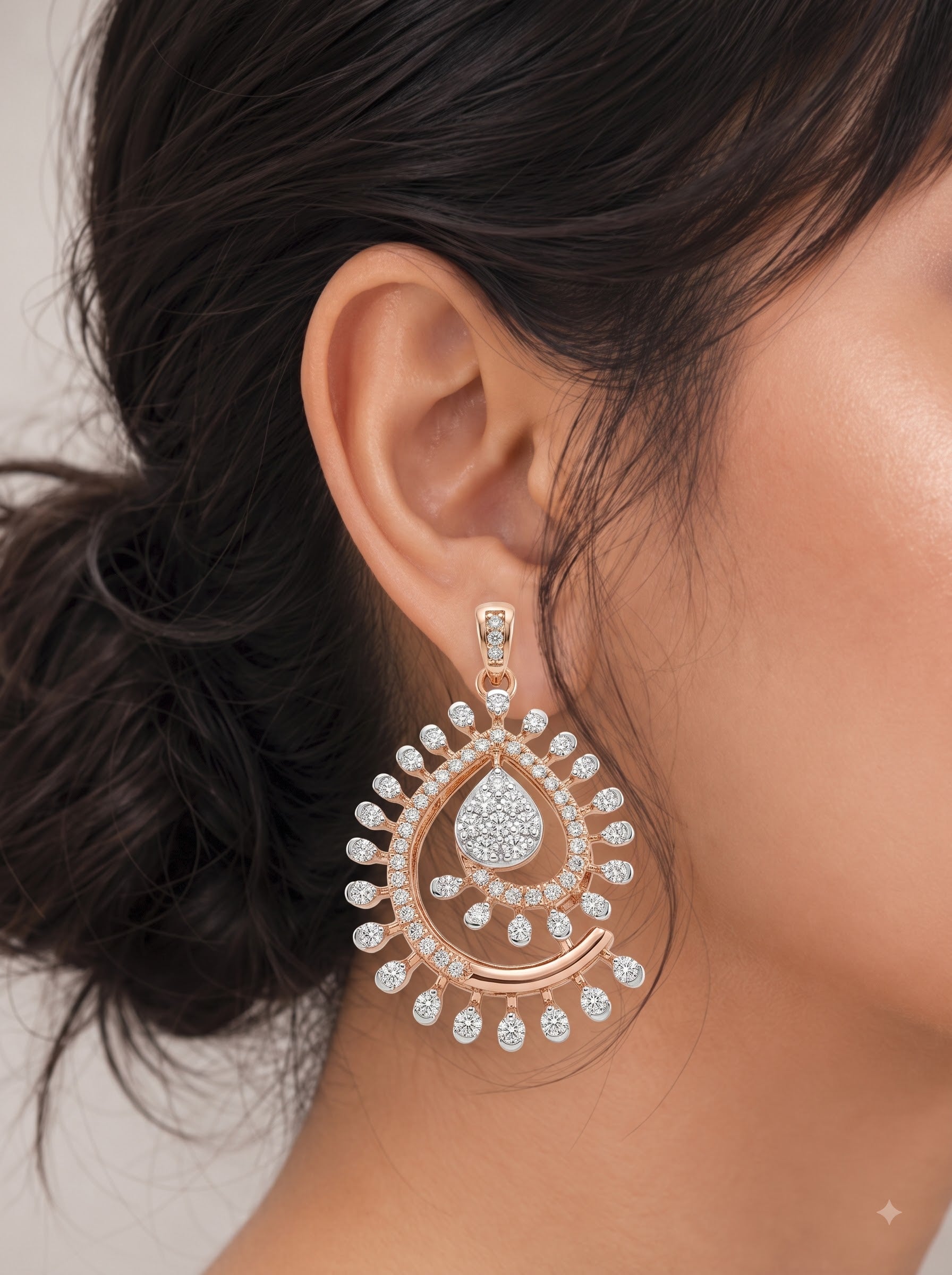 Royal Teardrop Diamond Pendant